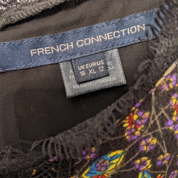 French Connection Flower Black dress with Lace Details - Picture 4 of 7